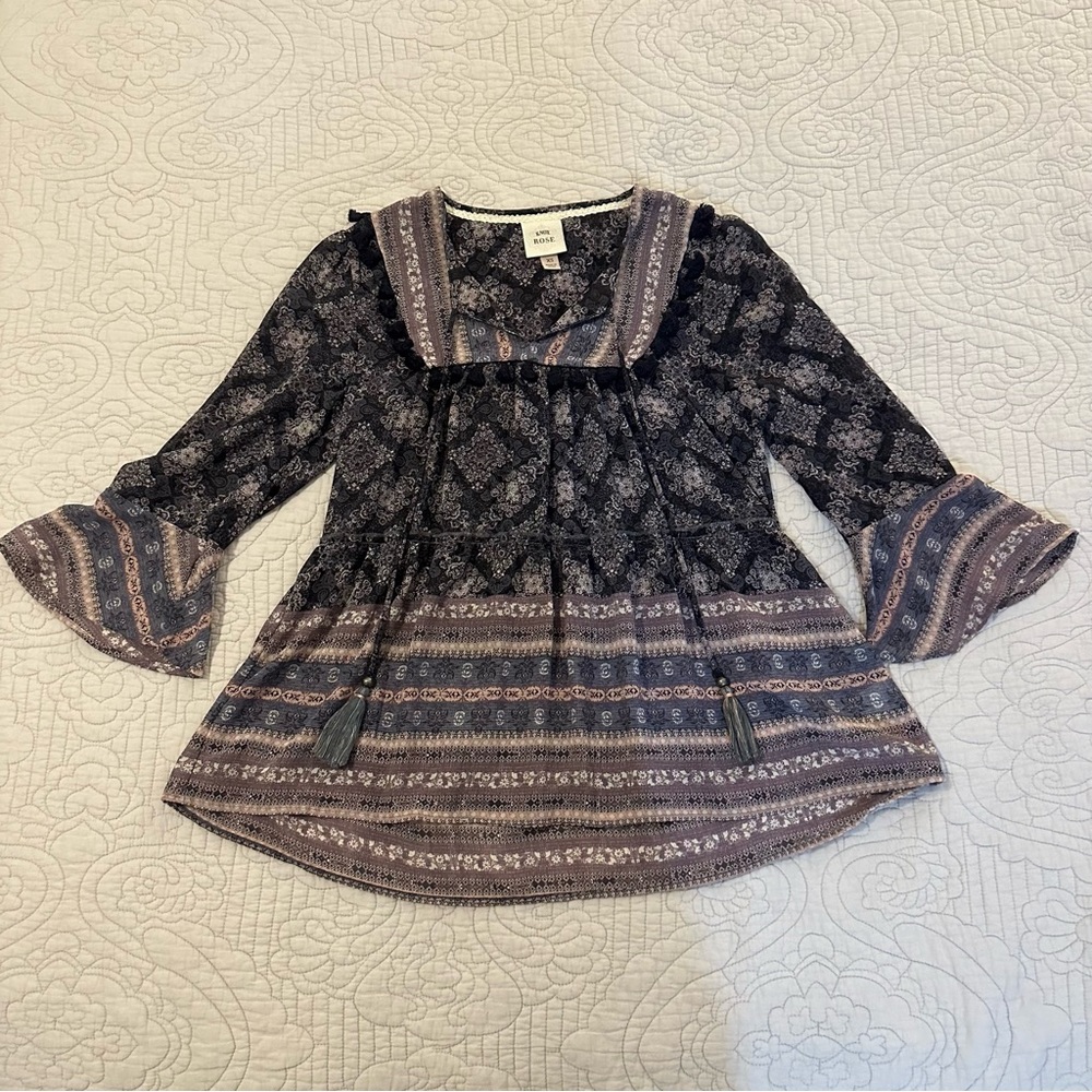 Beautiful 3/4 Length Knox Rose Blouse